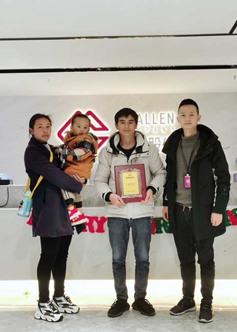 云南玉溪的陳先生夫婦對口味非常認可