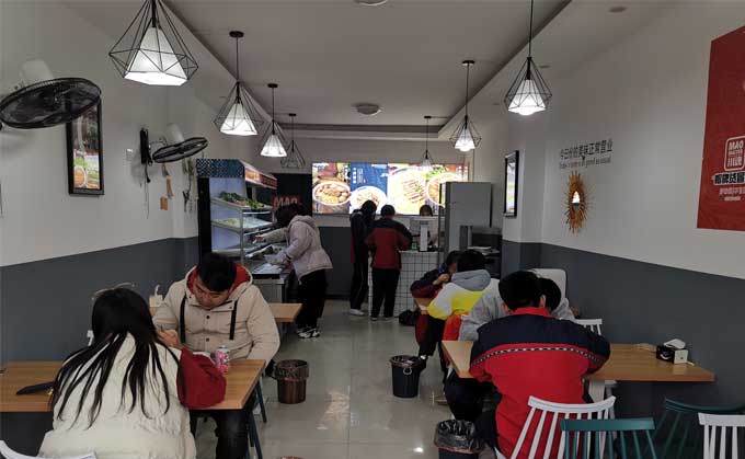 投資一家冒菜加盟店的風險大不大?