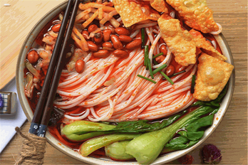 1682046525149981.png 云南冒菜加盟的聯系方式