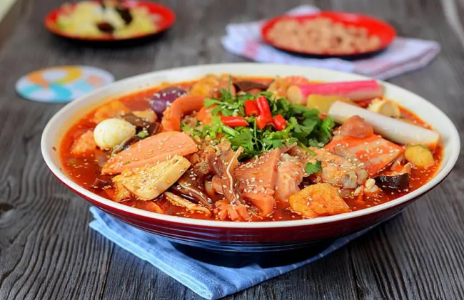 冒菜加盟費(fèi)要多少錢？冒菜加盟風(fēng)險(xiǎn)有哪些？