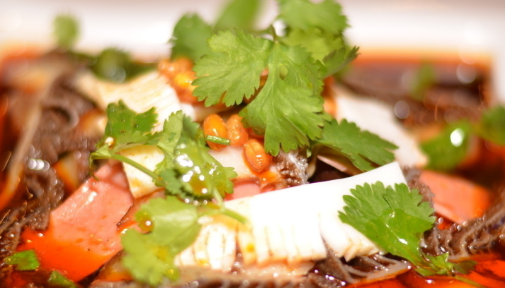 學加盟帽牌貨冒菜哪里好？加盟支持有哪些？