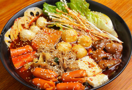 如何加盟帽牌貨冒菜？