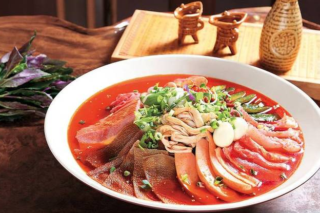 小型冒菜店的投資：費(fèi)用詳解與創(chuàng)業(yè)攻略