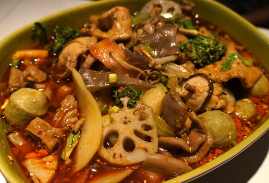 冒菜店加盟還是自己開(kāi)比較好呢？