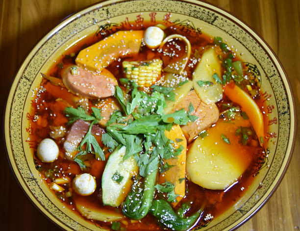 干拌冒菜和麻辣香鍋的區別在哪