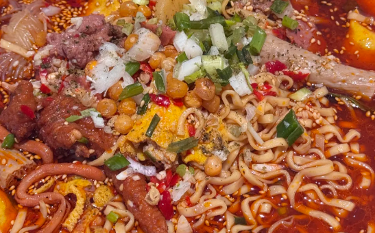 冒菜加盟哪里好？帽牌貨冒菜是個不錯之選