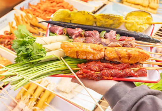 小白開(kāi)冒菜店怎么起步？跟著帽牌貨走就對(duì)了