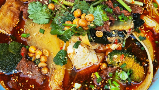 新疆開冒菜店能火嗎？帽牌貨這樣做本地人常來